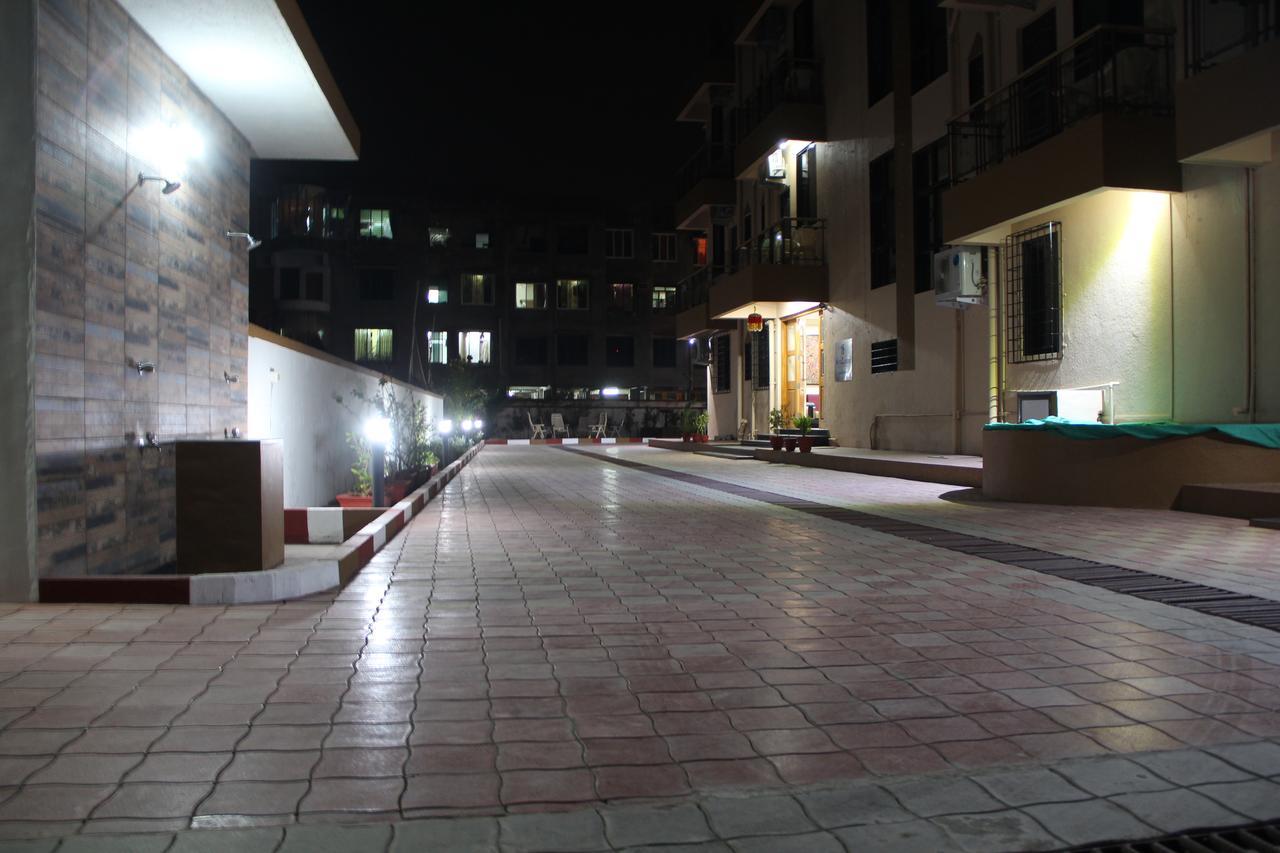 Hira Laxmi Residency Ξενοδοχείο Alībāg Εξωτερικό φωτογραφία