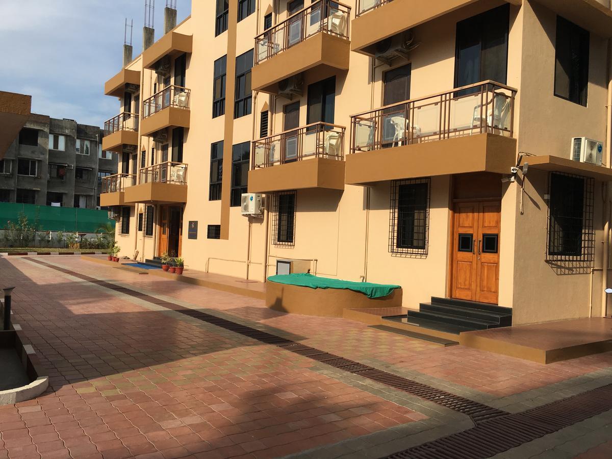 Hira Laxmi Residency Ξενοδοχείο Alībāg Εξωτερικό φωτογραφία